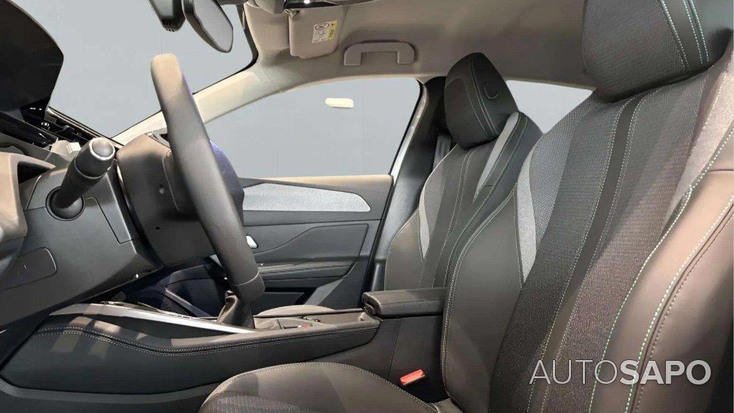 Peugeot 308 1.2 PureTech Allure de 2025