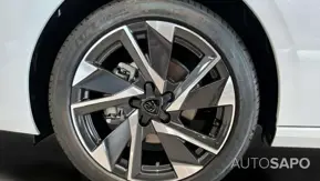 Peugeot 308 1.2 PureTech Allure de 2025