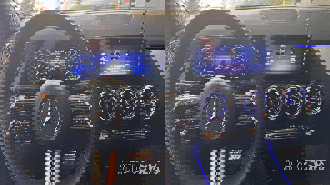 Mercedes-Benz EQA 250+ AMG Line de 2025