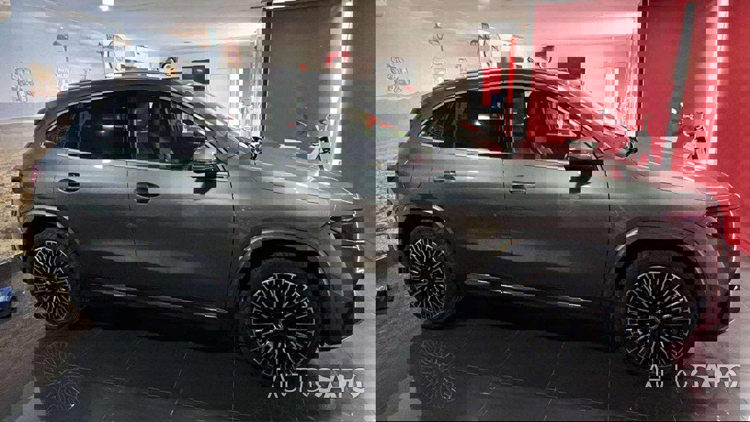 Mercedes-Benz EQA 250+ AMG Line de 2025