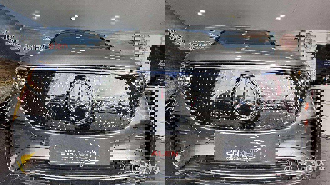 Mercedes-Benz EQA 250+ AMG Line de 2025