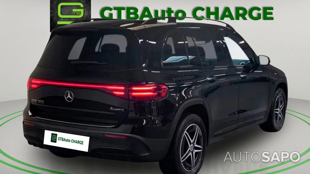 Mercedes-Benz EQB de 2024