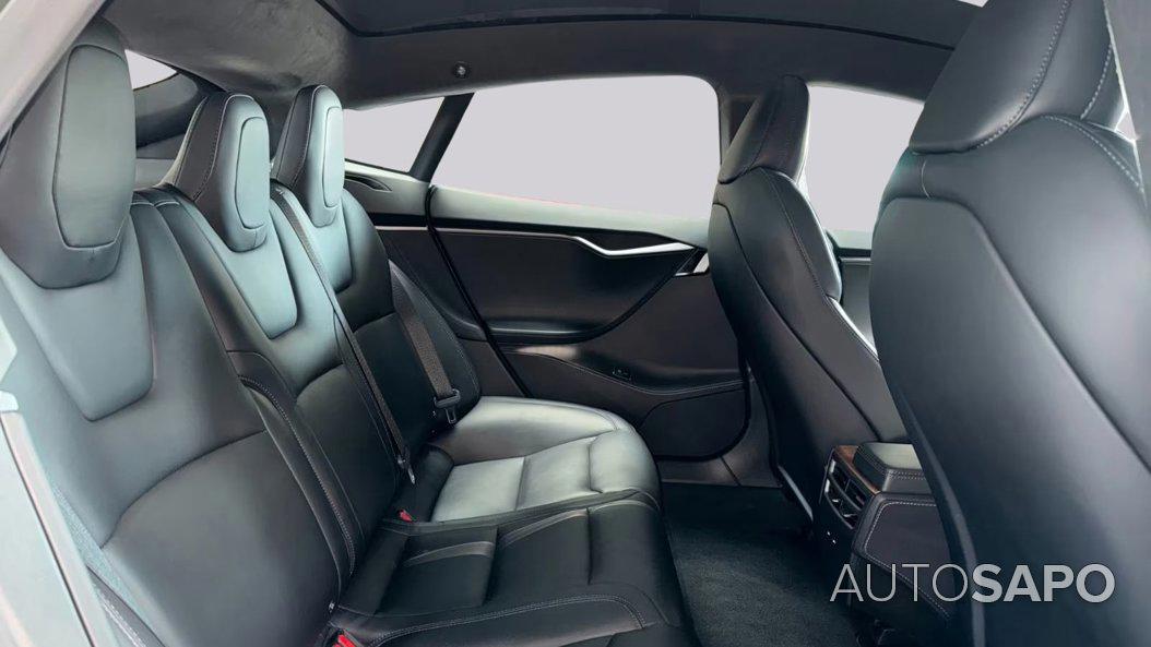 Tesla Model S de 2020