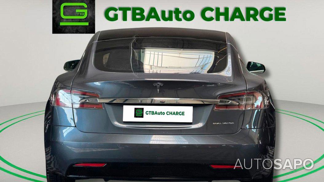 Tesla Model S de 2020