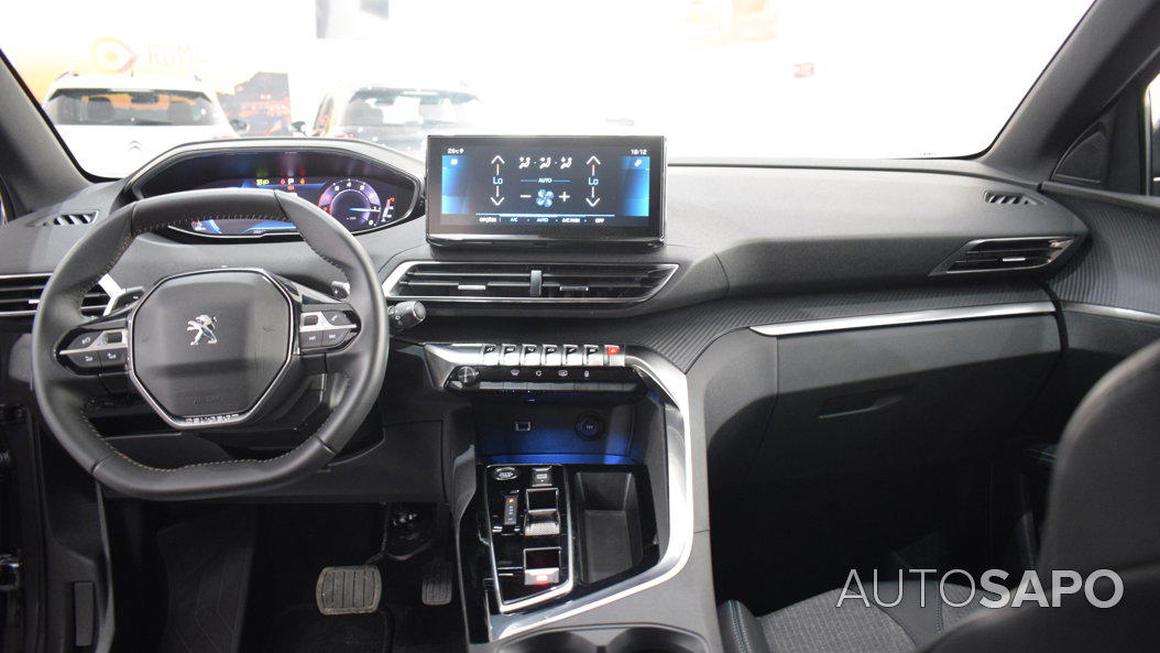 Peugeot 5008 1.2 PureTech Allure EAT8 de 2024