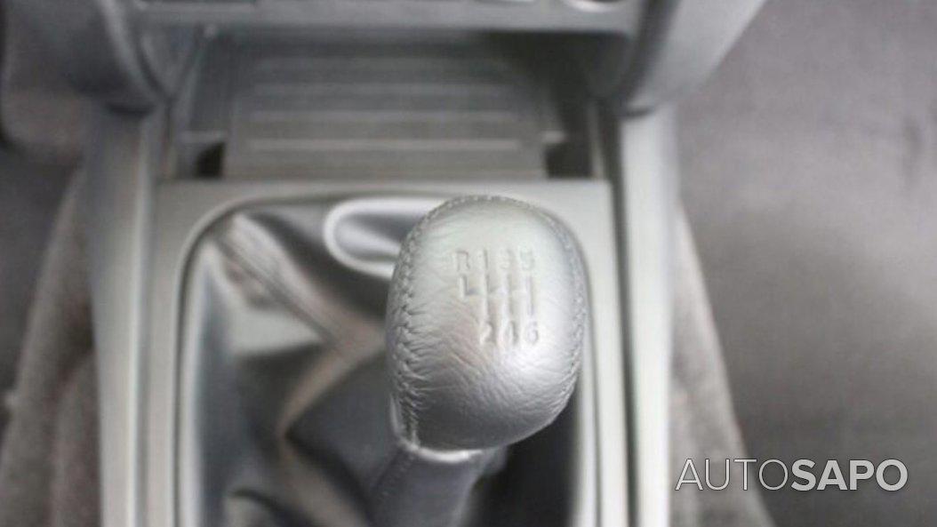 Mitsubishi L200 Strakar de 2023