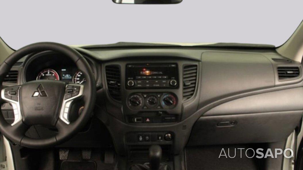 Mitsubishi L200 Strakar de 2023