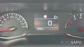 Peugeot 2008 1.2 PureTech Allure EAT8 de 2023