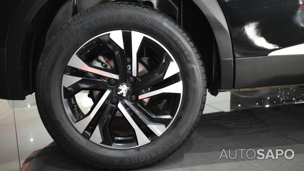 Peugeot 2008 1.2 PureTech Allure Pack de 2023