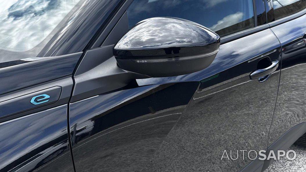 Peugeot e-2008 de 2023