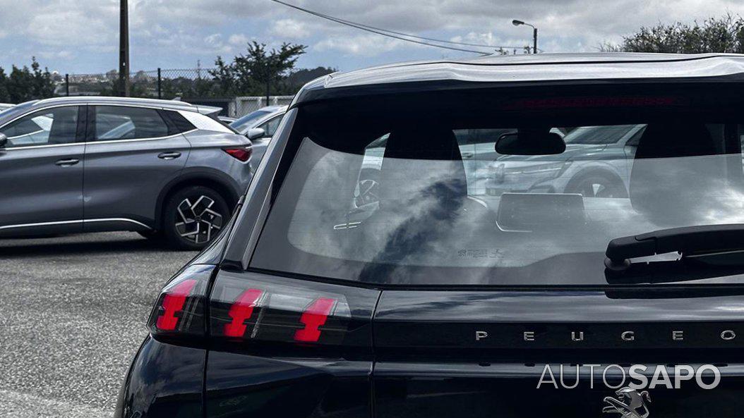 Peugeot e-2008 de 2023