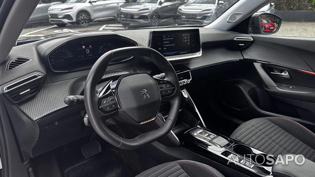 Peugeot e-2008 de 2023