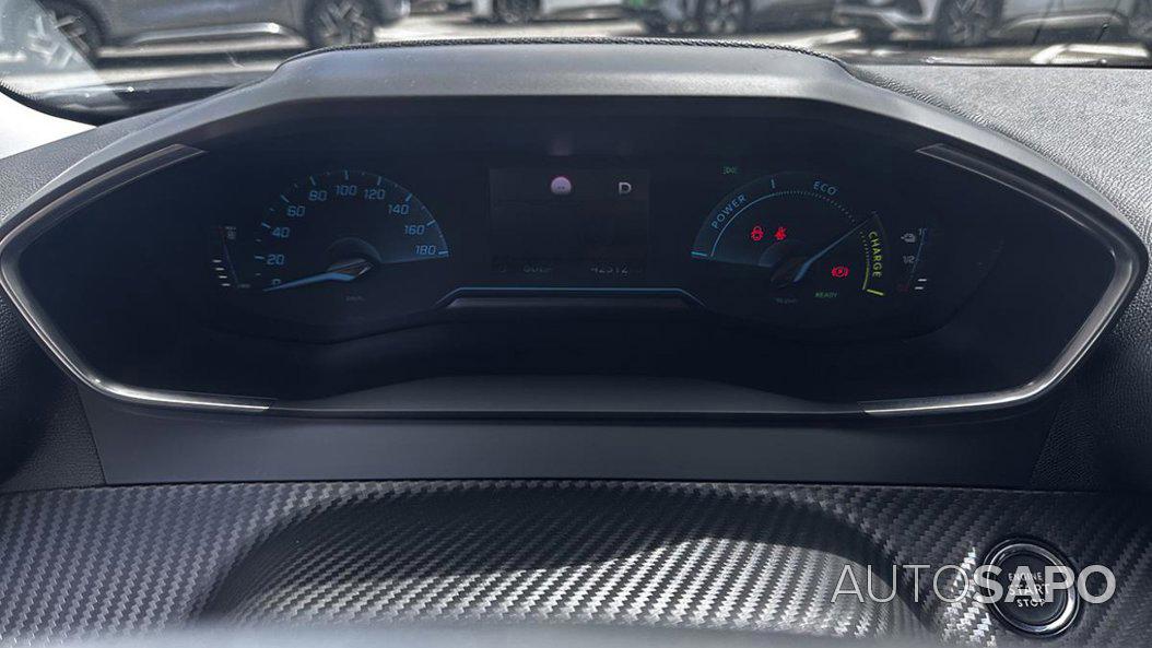 Peugeot e-2008 de 2023