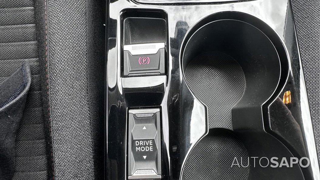 Peugeot e-2008 de 2023