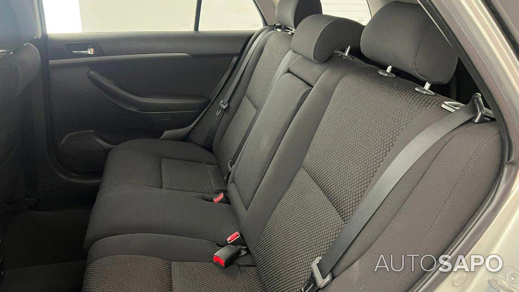 Toyota Avensis Verso 2.0 D-4D de 2007