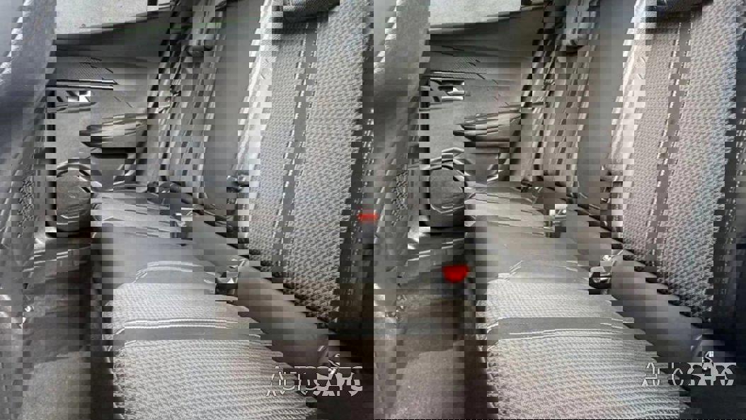 Peugeot e-2008 de 2022