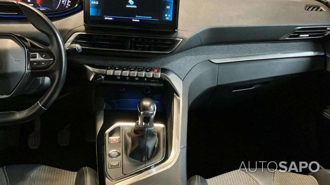 Peugeot 5008 de 2021