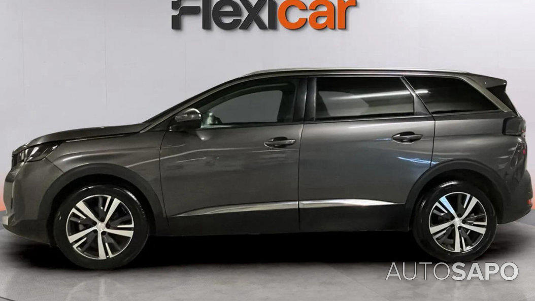 Peugeot 5008 de 2021