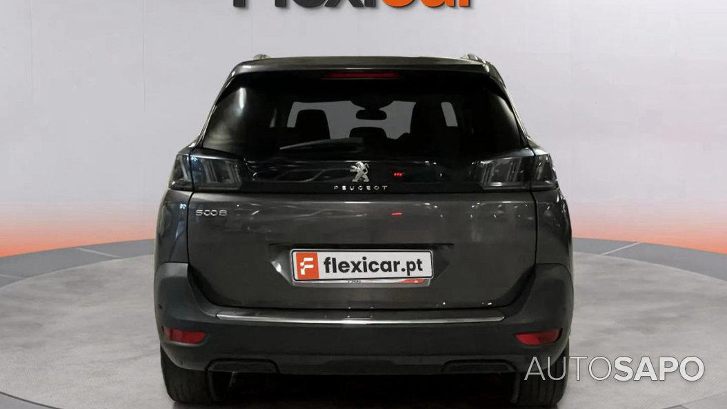 Peugeot 5008 de 2021