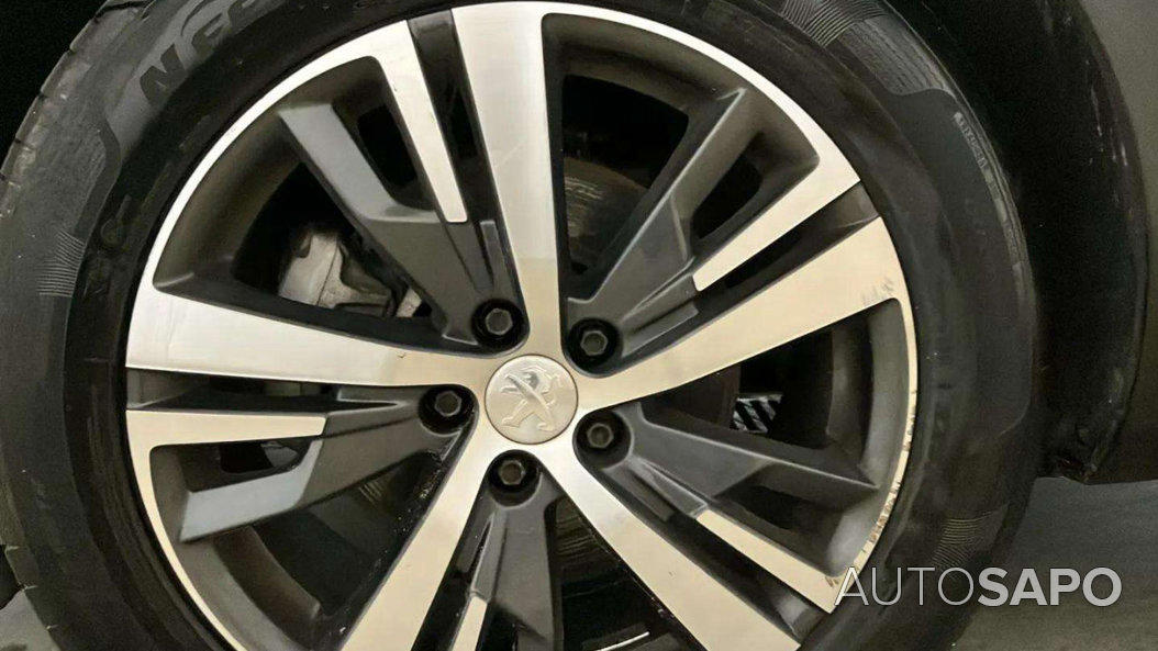 Peugeot 5008 de 2021