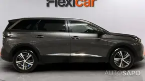 Peugeot 5008 de 2021
