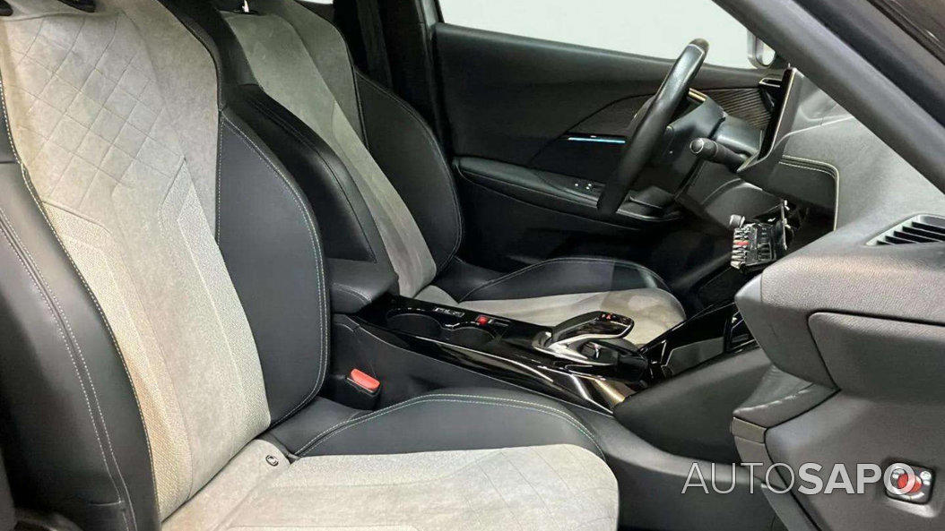 Peugeot e-2008 de 2020