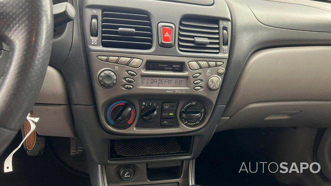 Nissan Almera 1.5 Comfort de 2001