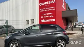 Peugeot 208 de 2012