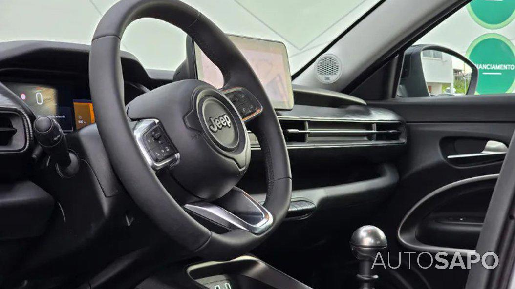 Jeep Avenger 1.2 GSE T3 Altitude de 2024