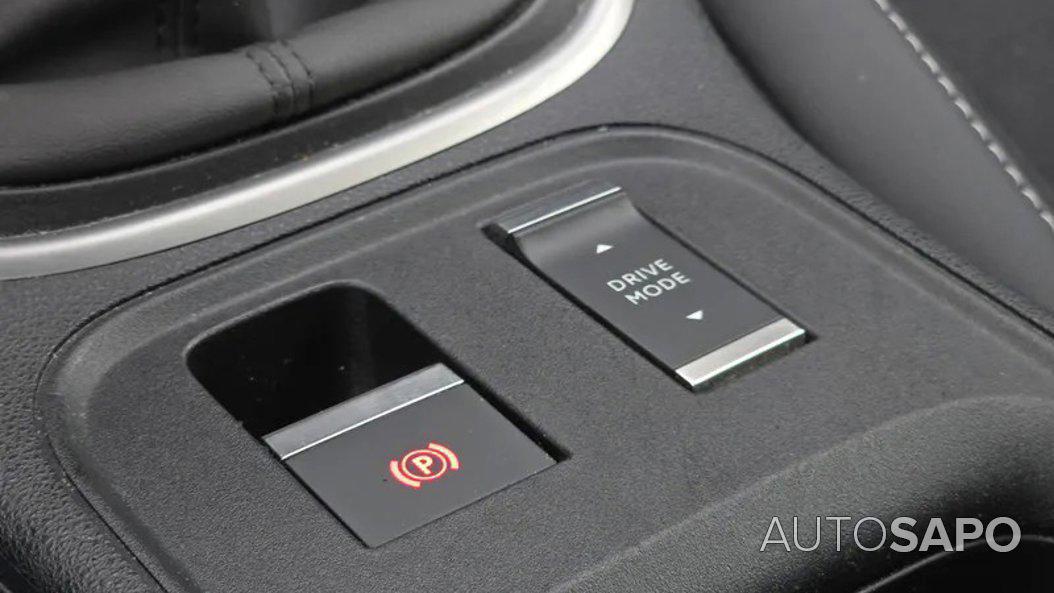 Jeep Avenger 1.2 GSE T3 Altitude de 2024