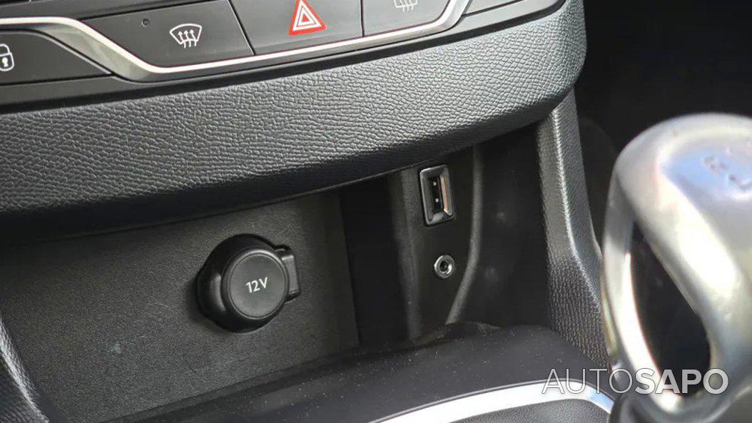 Peugeot 308 1.6 BlueHDi Allure J17 de 2016