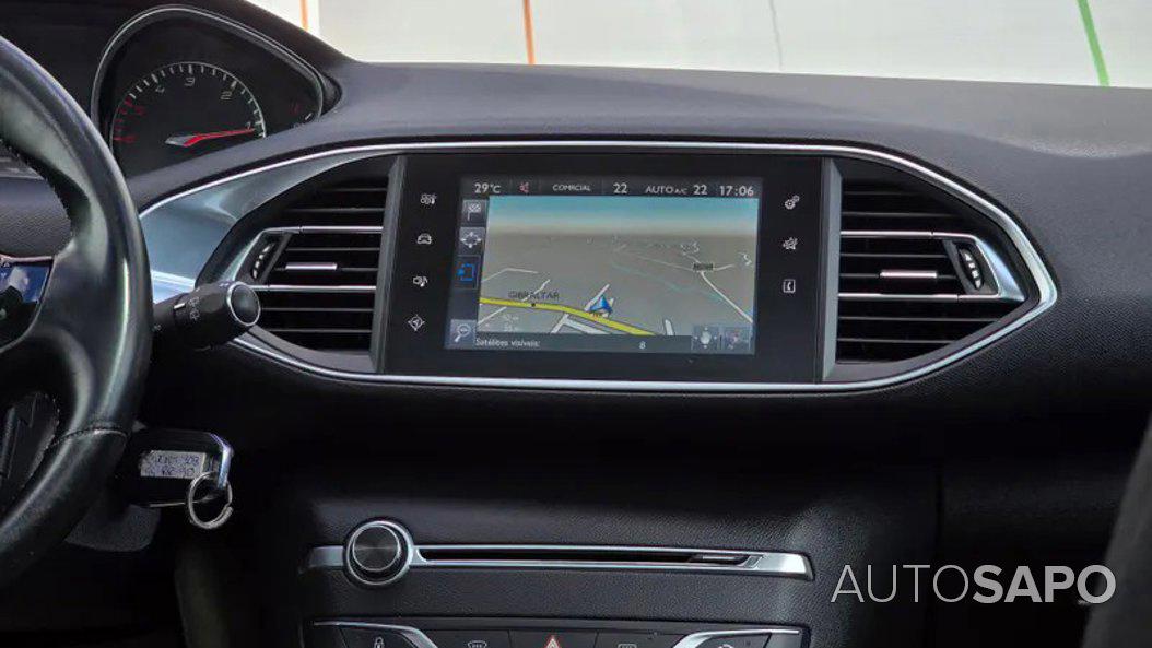 Peugeot 308 1.6 BlueHDi Allure J17 de 2016