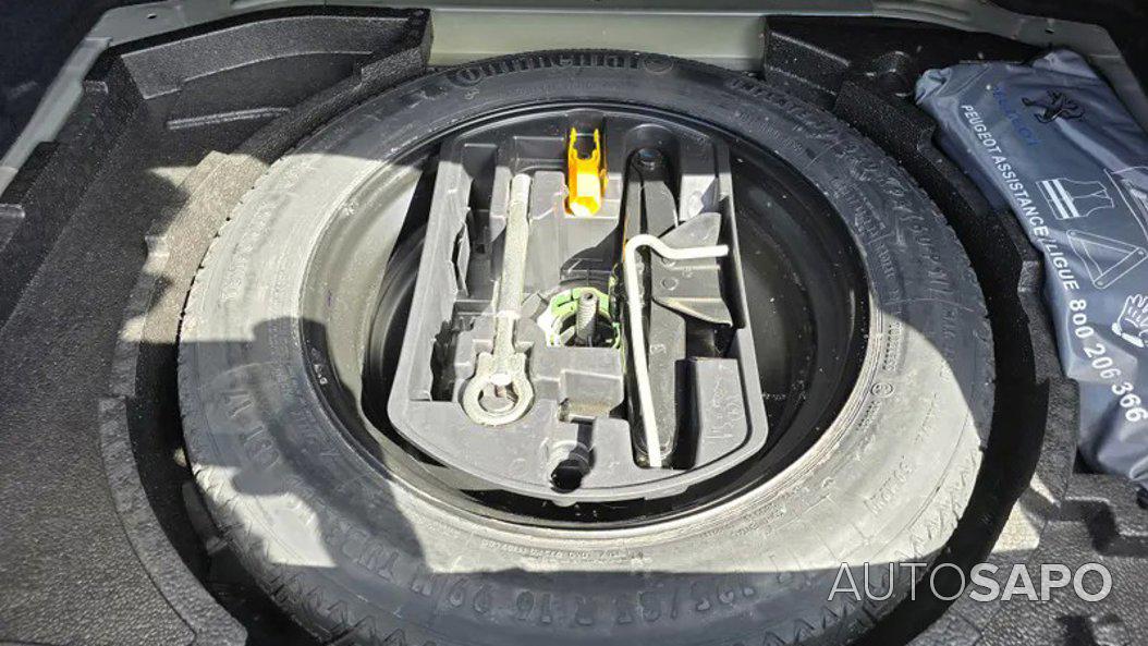 Peugeot 308 1.6 BlueHDi Allure J17 de 2016