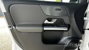 Mercedes-Benz EQA 300 4Matic Progressive de 2024