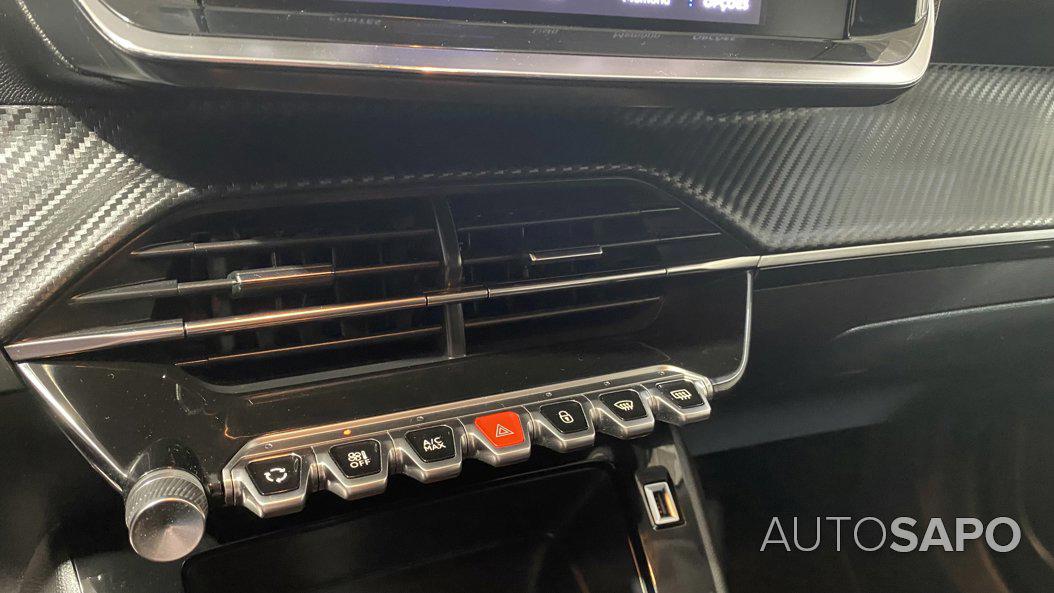 Peugeot 2008 1.5 BlueHDi Active de 2021