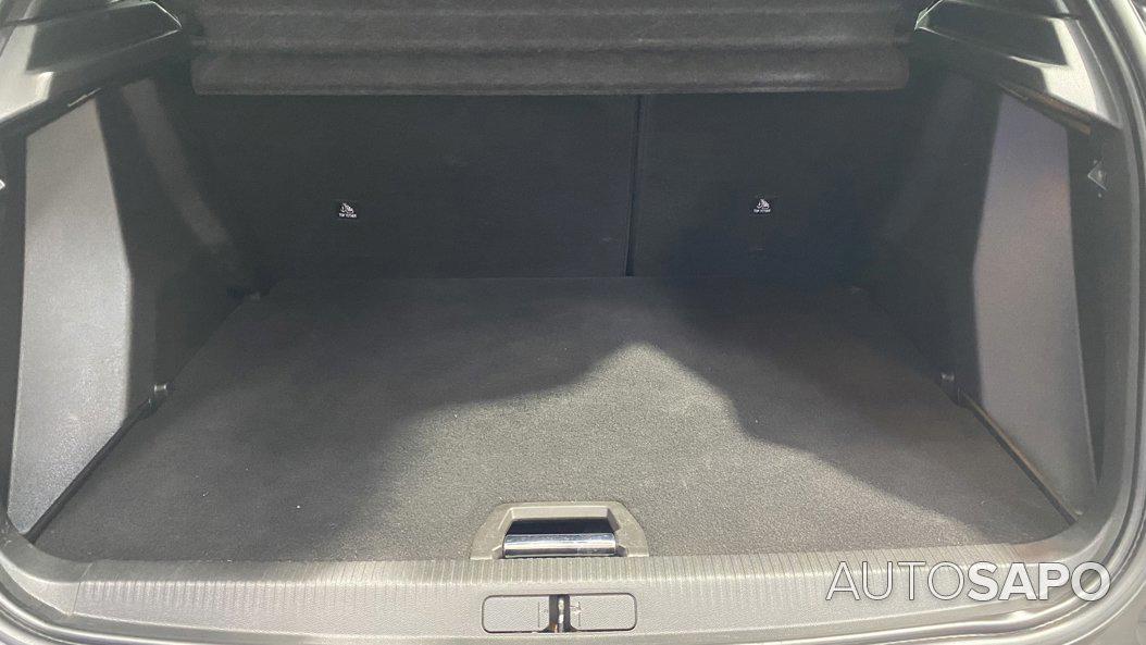 Peugeot 2008 1.5 BlueHDi Active de 2021