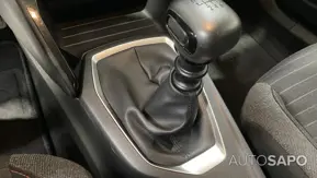 Peugeot 2008 1.5 BlueHDi Active de 2021