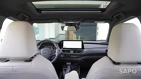 Lexus UX 250h F Sport de 2024