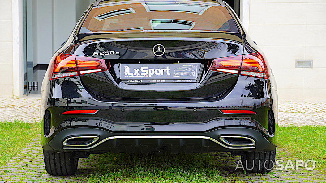 Mercedes-Benz Classe A 250 e AMG Line de 2020