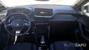Peugeot 208 1.2 PureTech GT EAT8 de 2021
