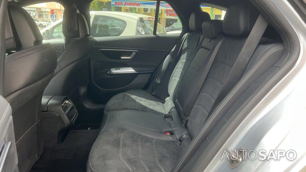 Mercedes-Benz Classe E 300 de AMG Line de 2024