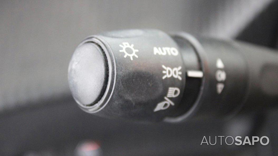 Peugeot e-2008 de 2023