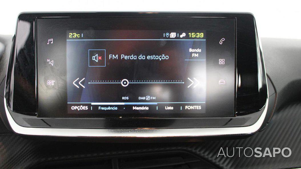 Peugeot e-2008 de 2023