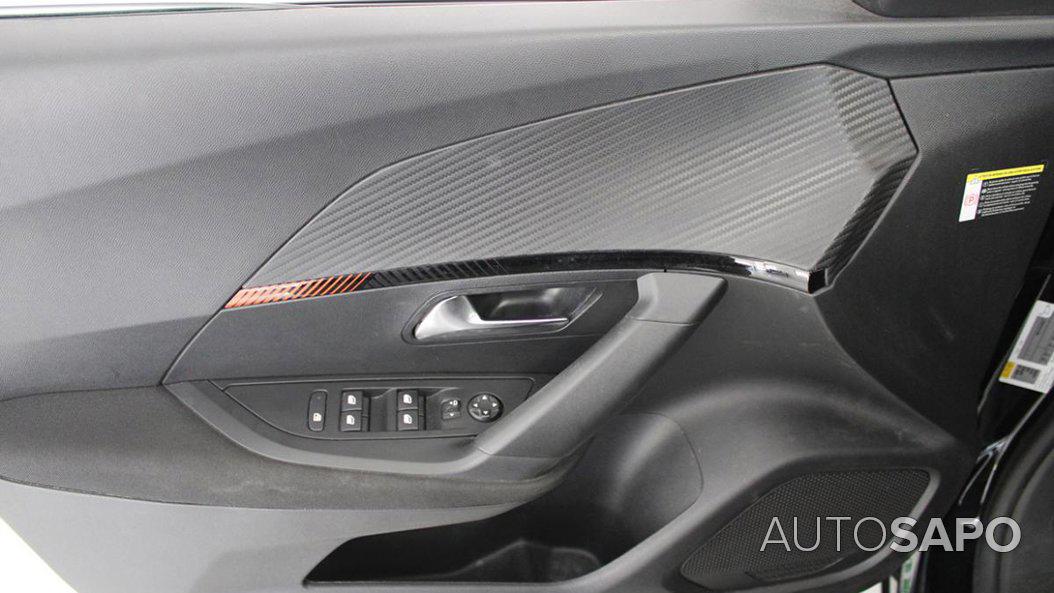 Peugeot e-2008 de 2023