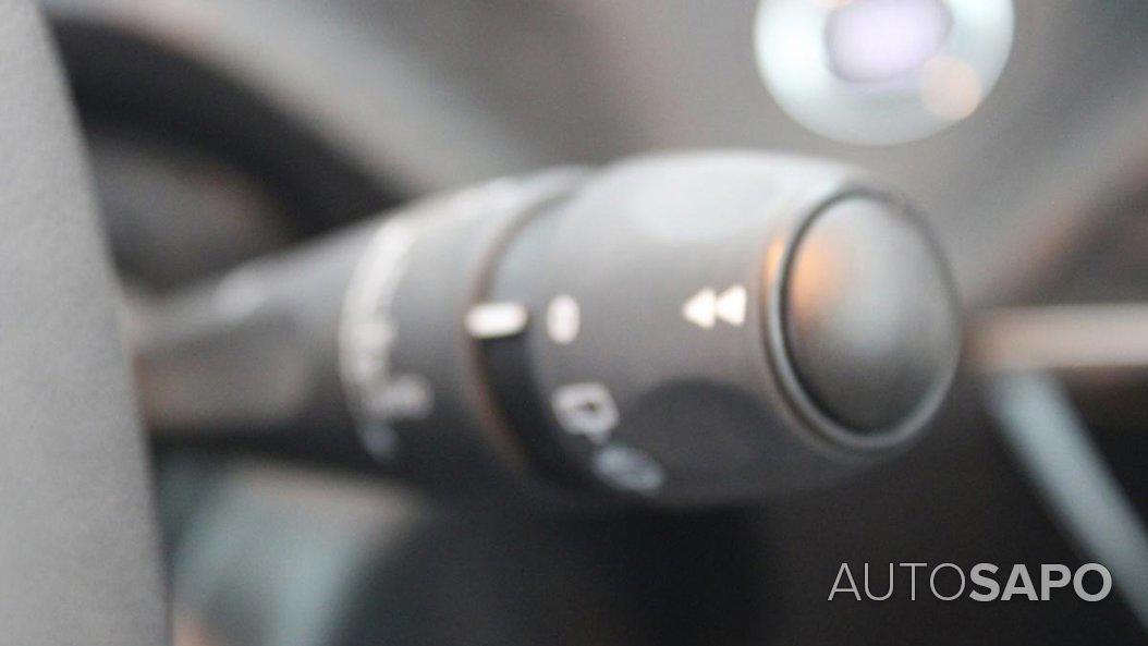 Peugeot e-2008 de 2023