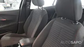 Peugeot e-2008 de 2023