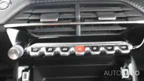 Peugeot e-2008 de 2023