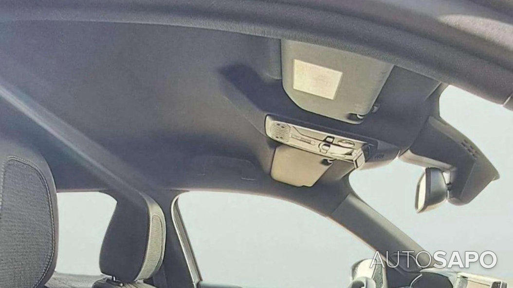 Peugeot 2008 1.2 PureTech Allure EAT8 de 2024