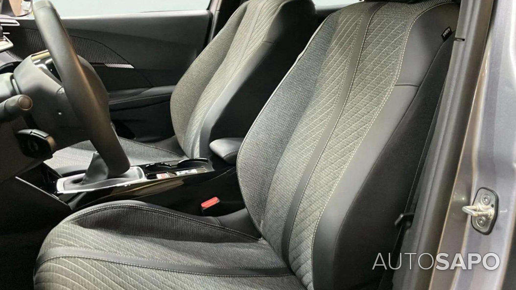 Peugeot 2008 1.2 PureTech Allure de 2024