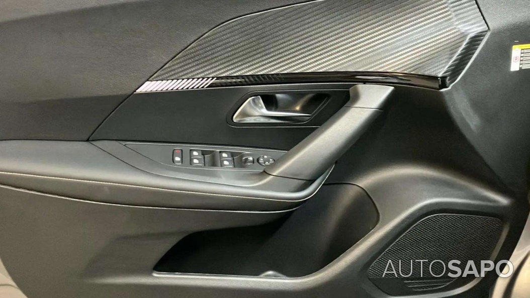 Peugeot 2008 1.2 PureTech Allure de 2024